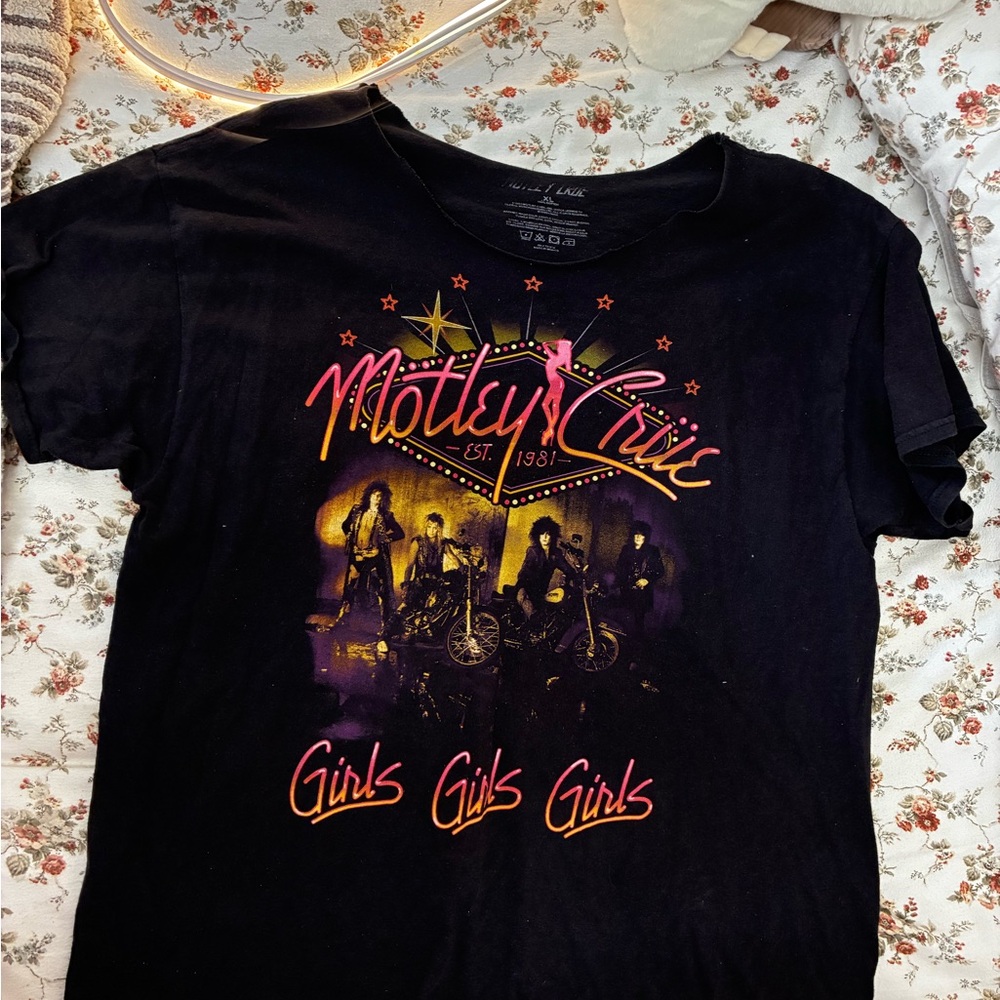 Motley Crue Graphic T-Shirt